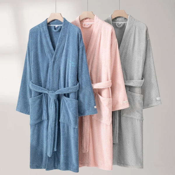 Classic bathrobe